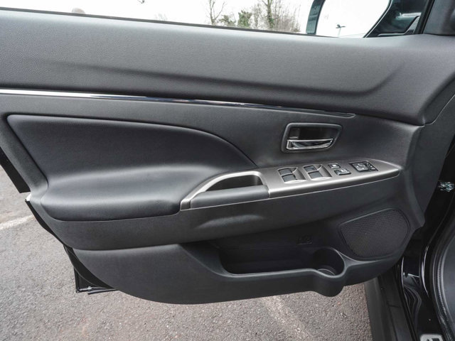 New 2026 Mitsubishi Outlander Sport SE AWD/4WD image 9