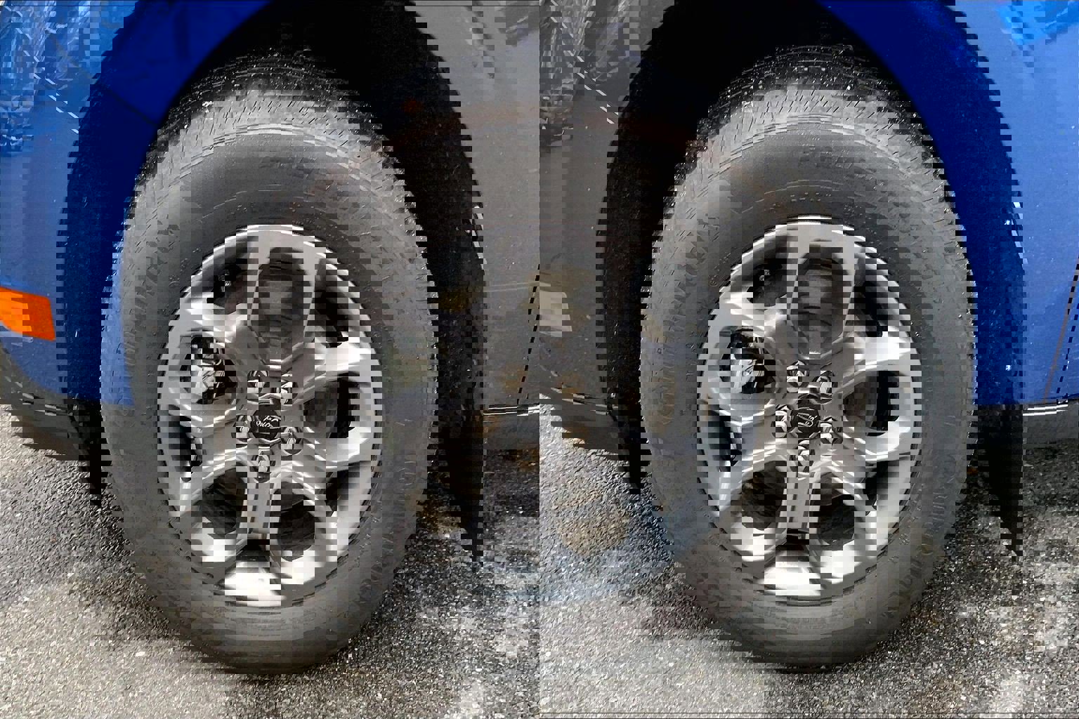 Used 2023 Ford Maverick XLT image 10