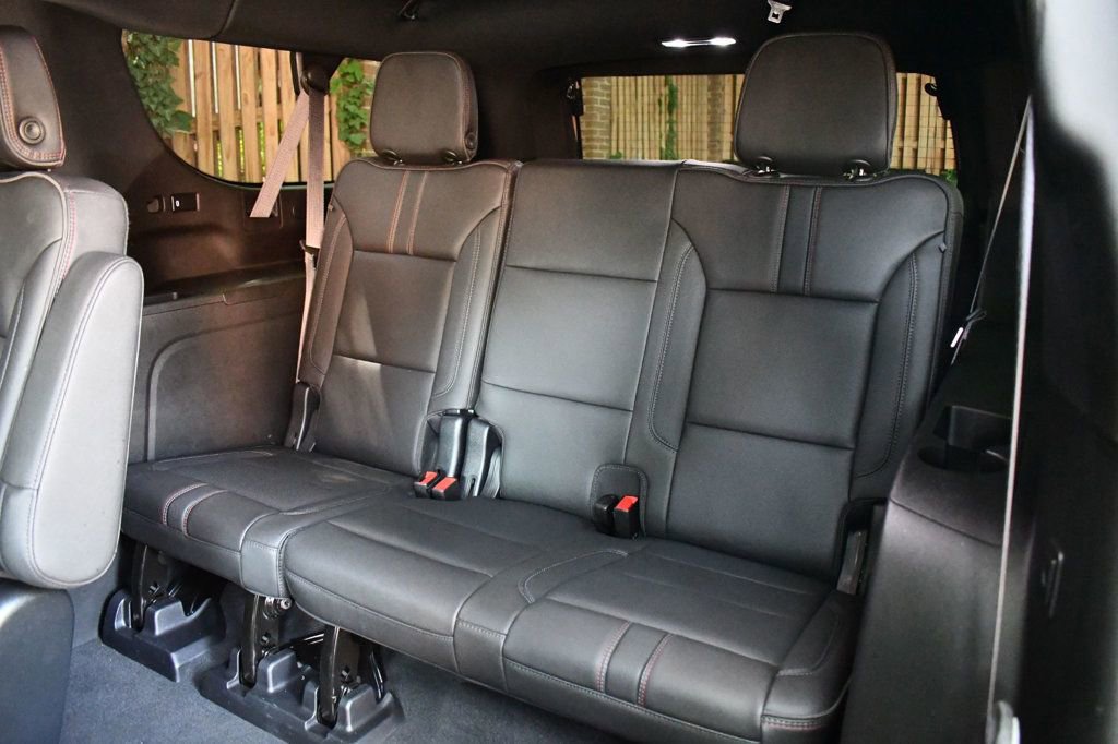 Used 2022 Chevrolet Suburban RST w/ Sport Performance Package image 50