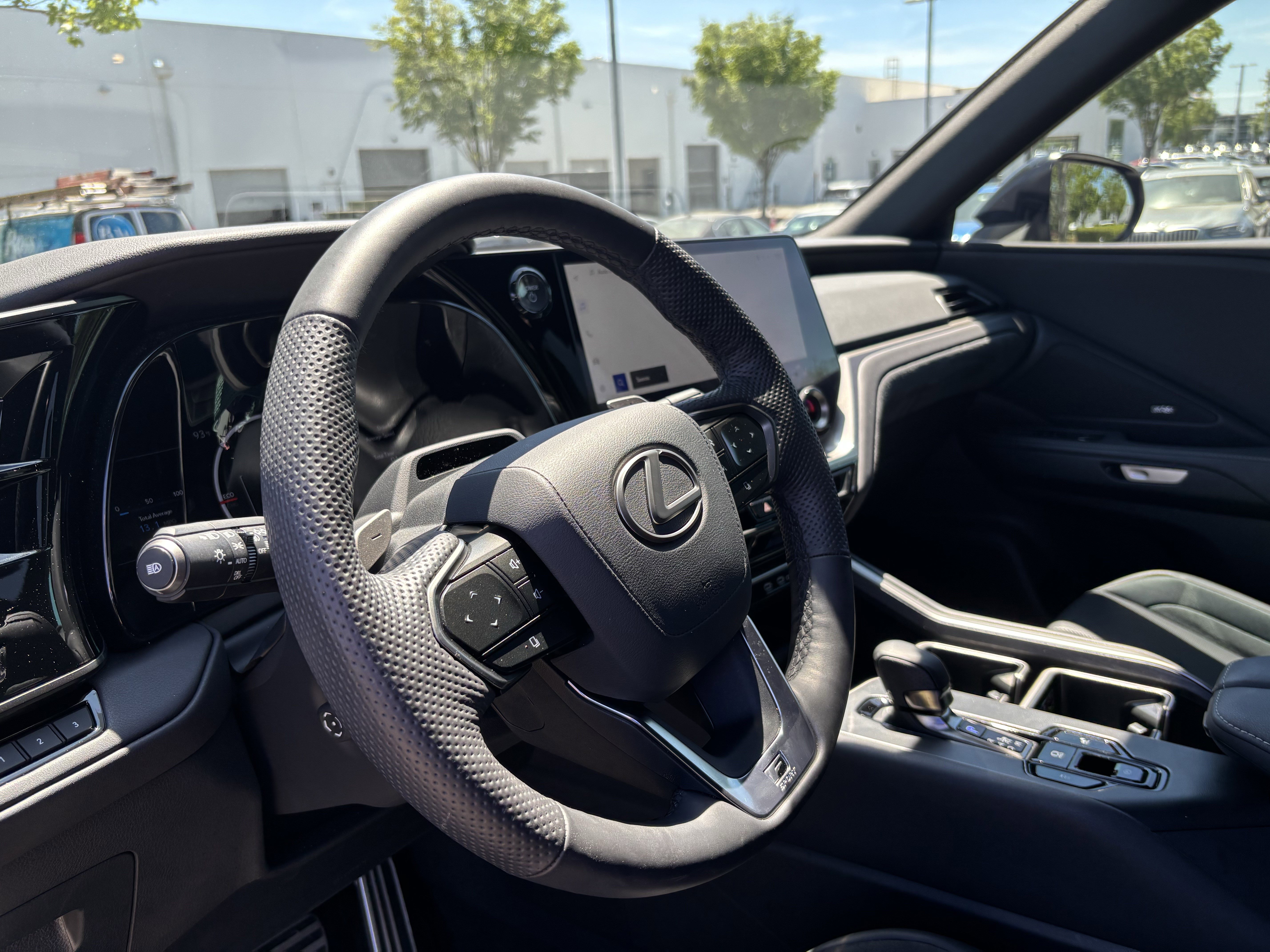 Used 2024 Lexus TX 500h AWD w/ Technology Package image 16