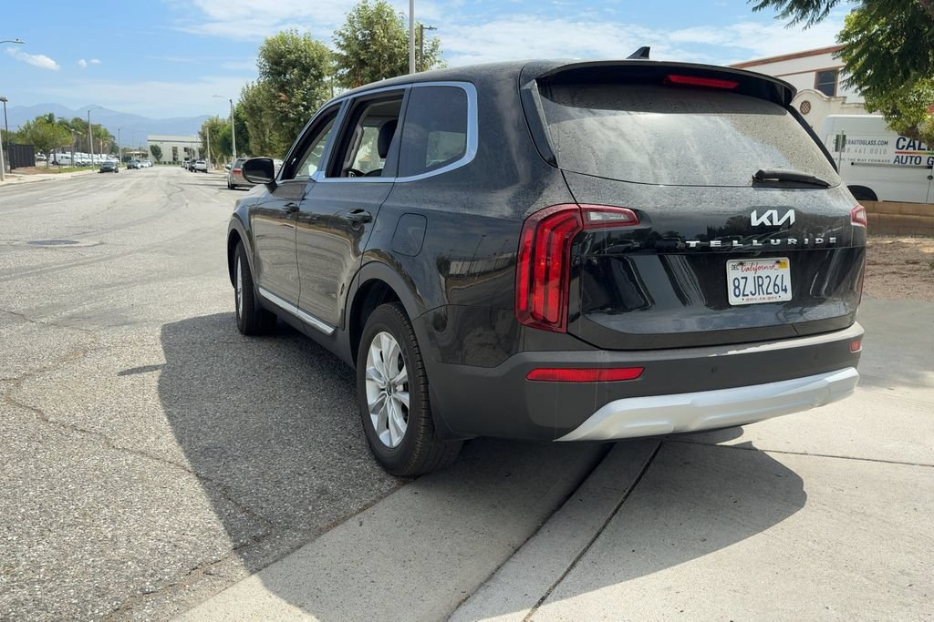 Used 2022 Kia Telluride LX FWD image 8