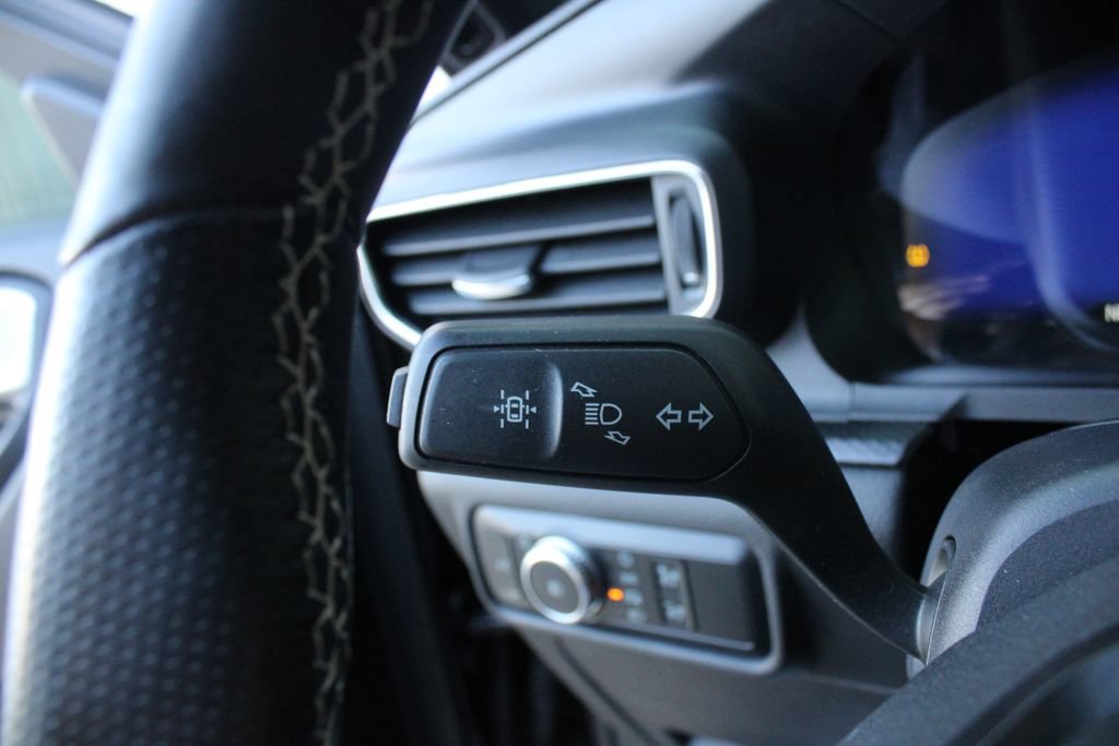 Used 2020 Ford Explorer ST w/ ST High-Performance Pack AWD/4WD image 13
