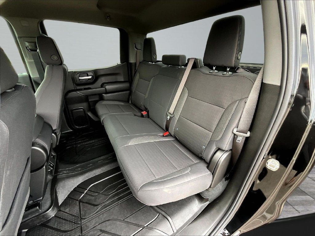 New 2026 Chevrolet Silverado 1500 Custom w/ LPO, Dark Essentials Package AWD/4WD image 25