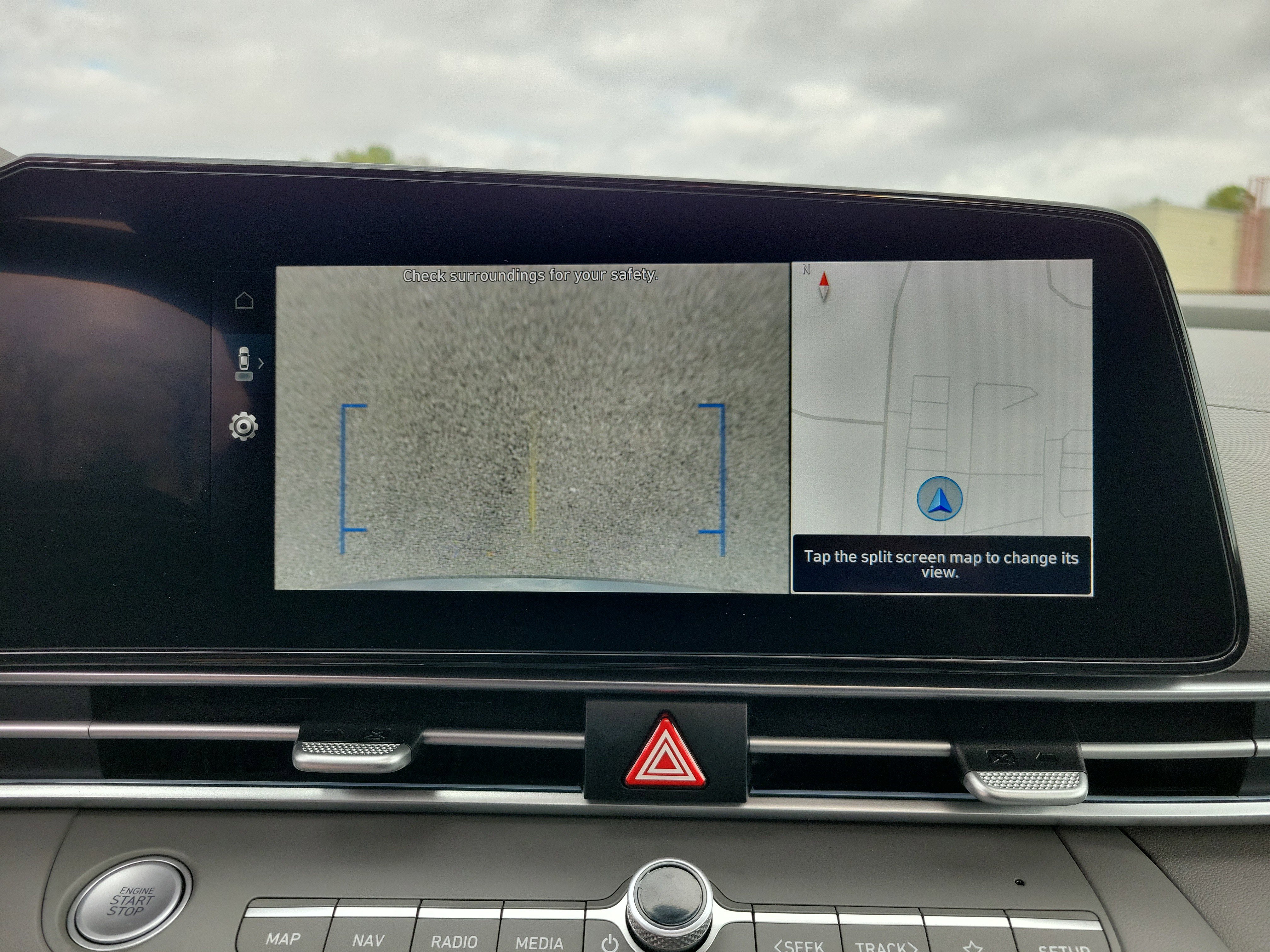 Used 2025 Hyundai Elantra SEL image 18