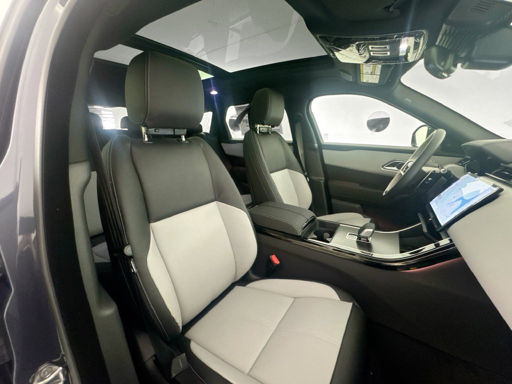 New 2026 Land Rover Range Rover Velar Belgravia AWD/4WD image 29