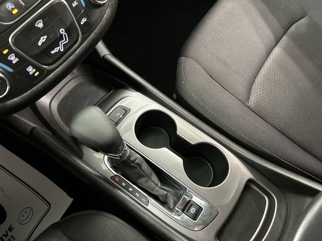 Used 2024 Chevrolet Malibu LS image 19