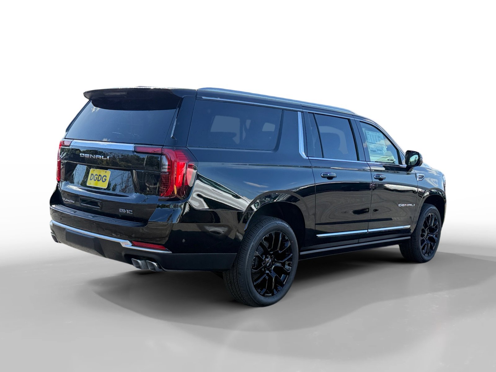 New 2026 GMC Yukon XL Denali w/ Sun & Power Step Package image 5