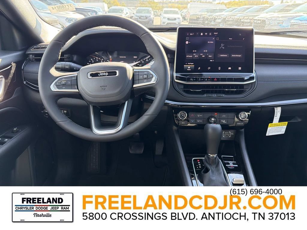 New 2026 Jeep Compass Latitude image 16