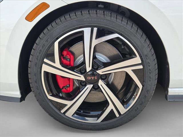 New 2026 Volkswagen Golf S FWD image 10