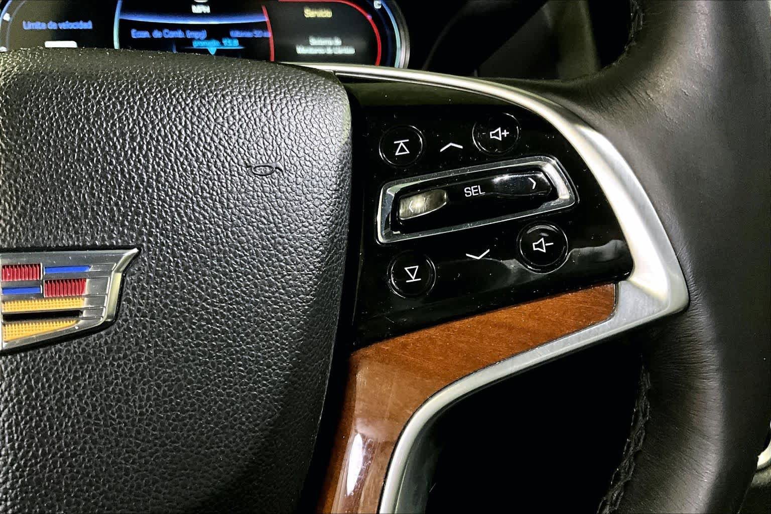 Used 2019 Cadillac Escalade Luxury AWD/4WD image 25