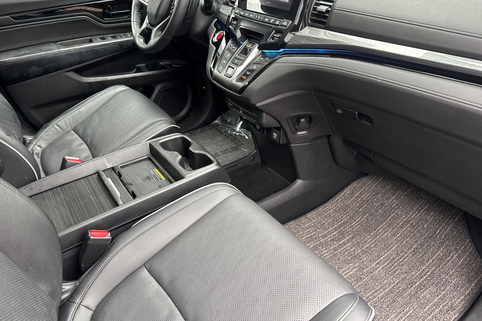 Used 2024 Honda Odyssey Elite image 15