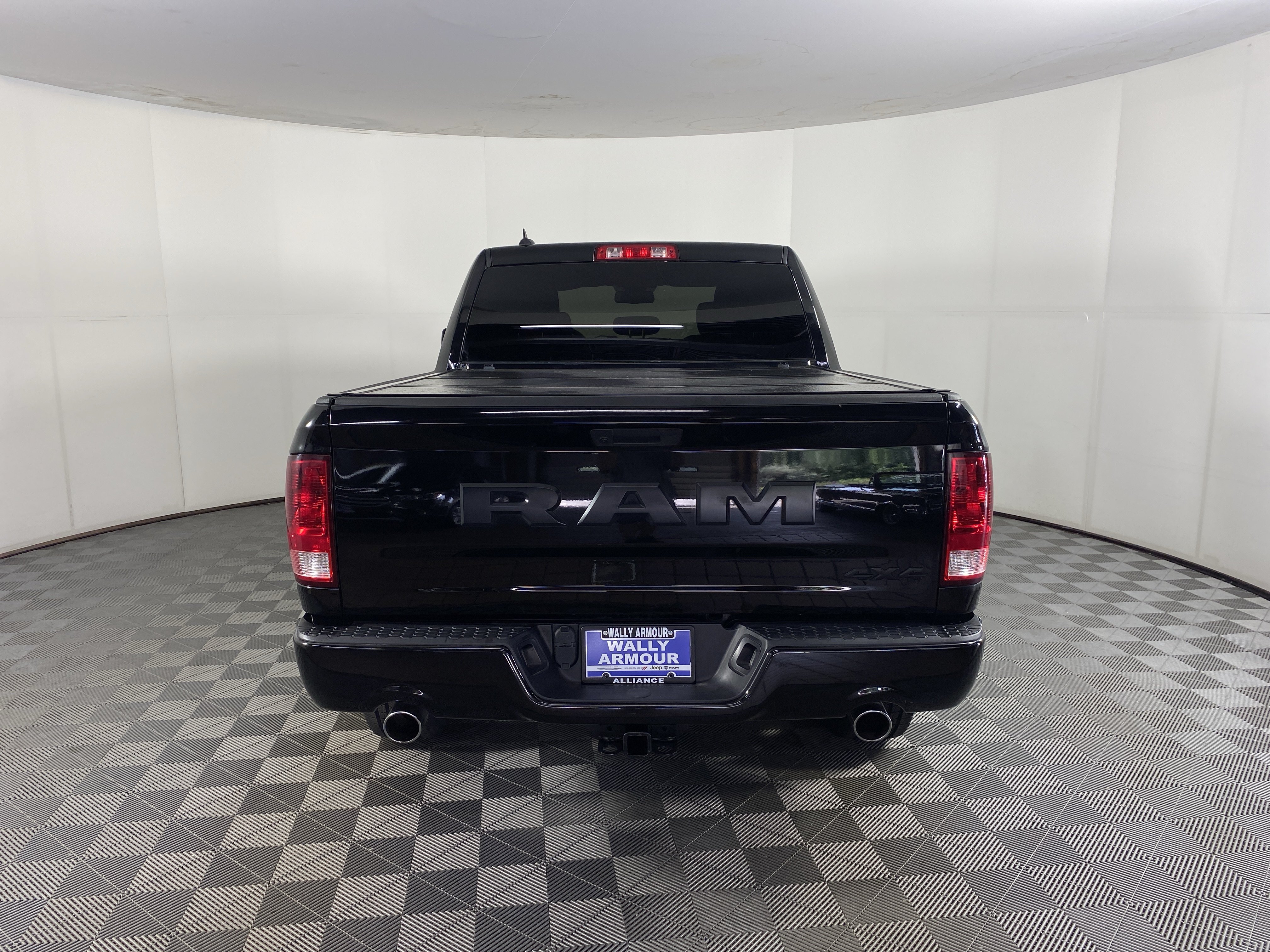 Used 2019 RAM 1500 Express w/ Wheel & Sound Group AWD/4WD image 7