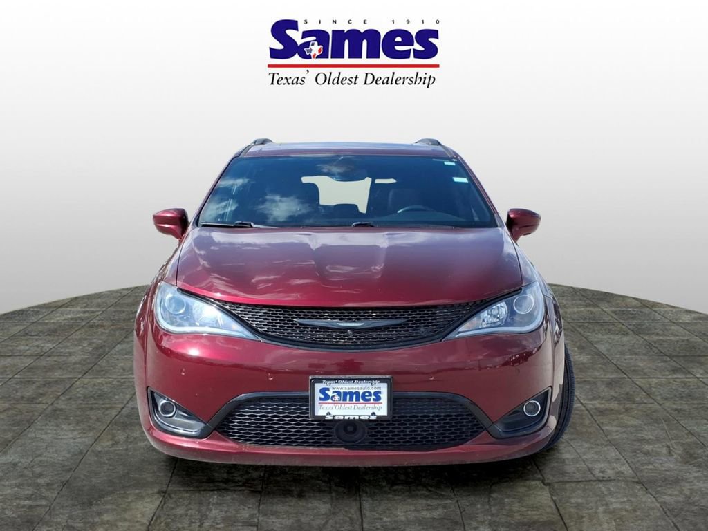Used 2020 Chrysler Pacifica Touring-L Plus w/ Advanced Safetytec Group image 2