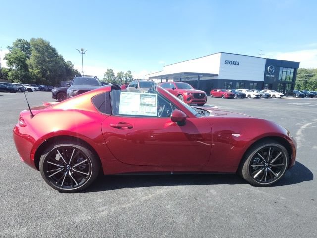 New 2026 MAZDA MX-5 Miata RF Grand Touring RWD image 1