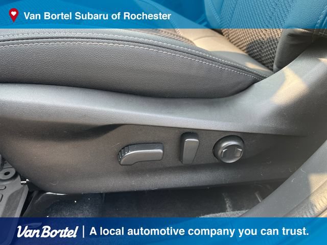 Certified 2023 Subaru Forester Premium AWD/4WD image 16