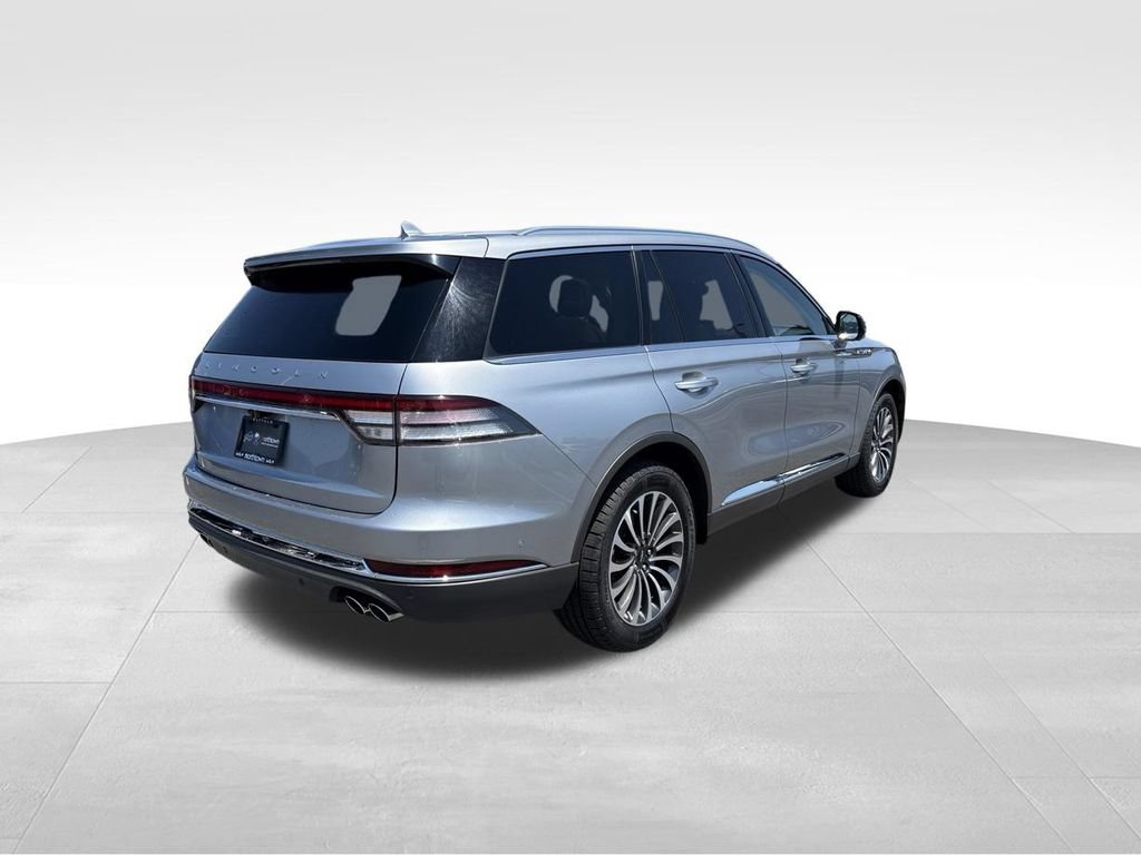 Used 2020 Lincoln Aviator Reserve w/ Equipment Group 201A AWD/4WD image 6