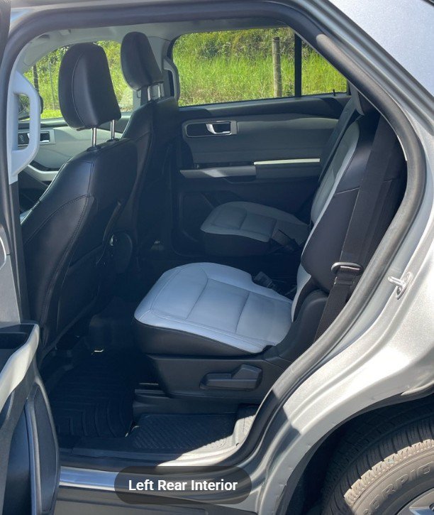 Used 2021 Ford Explorer XLT w/ Equipment Group 202A RWD image 10