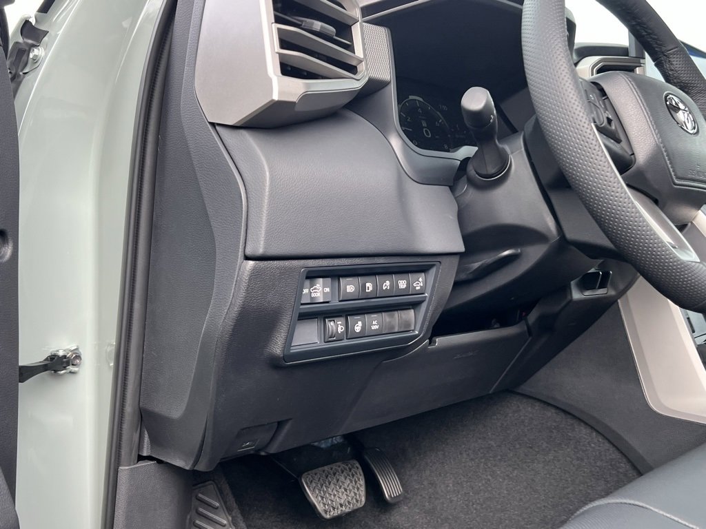 New 2026 Toyota Tundra Limited image 19