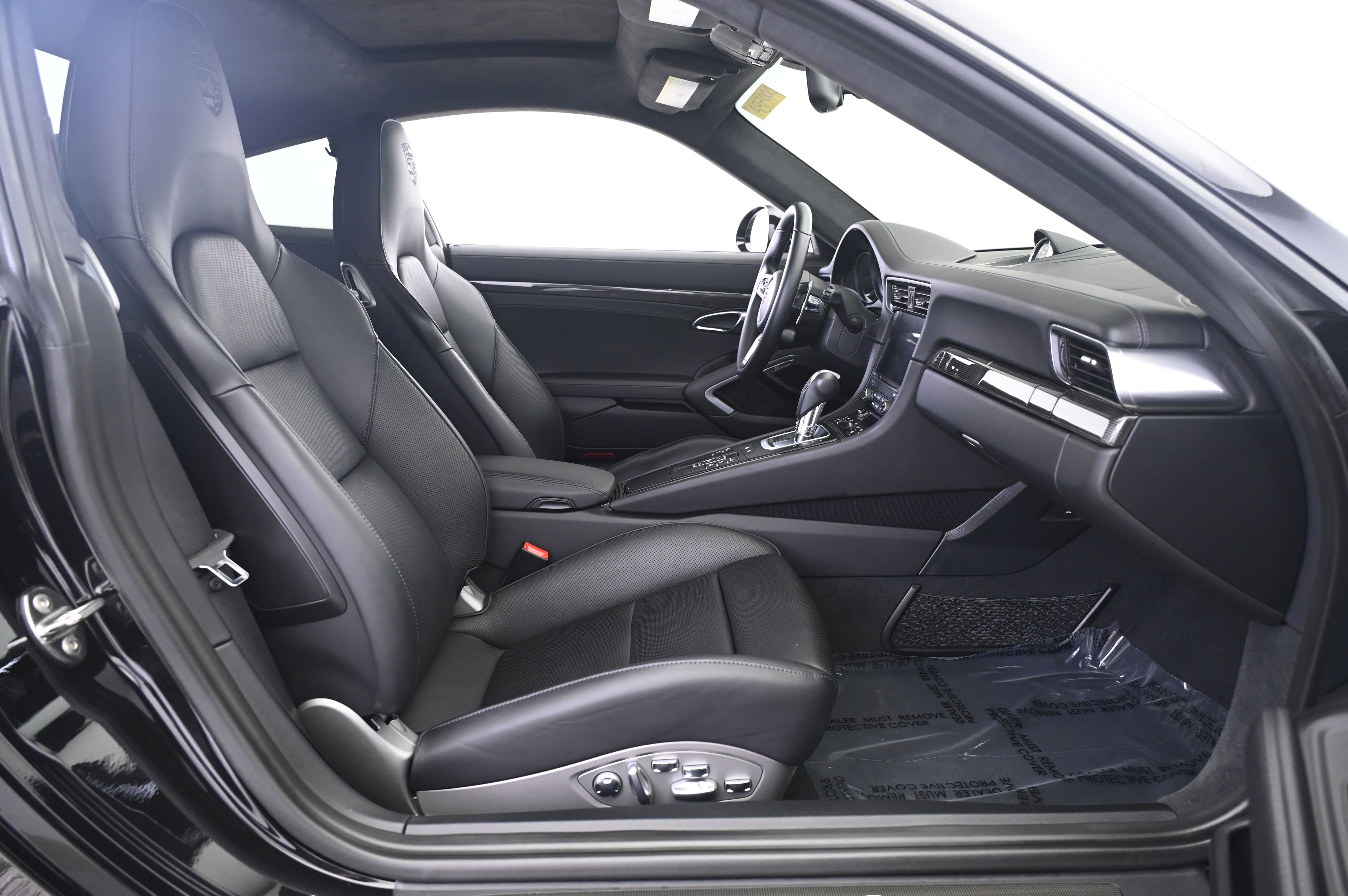 Certified 2019 Porsche 911 Turbo image 19