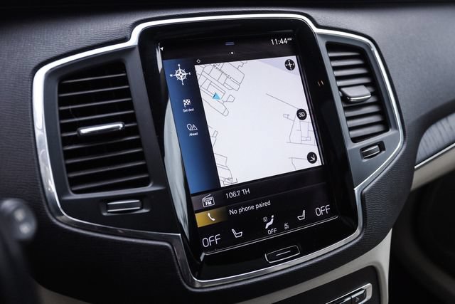 Used 2020 Volvo XC90 T6 Momentum w/ Protection Package Premier AWD/4WD image 32