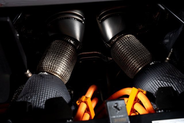 Used 2024 Ferrari 296 GTS image 10