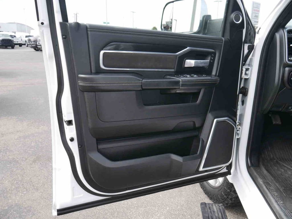 Used 2022 RAM 3500 Laramie image 30