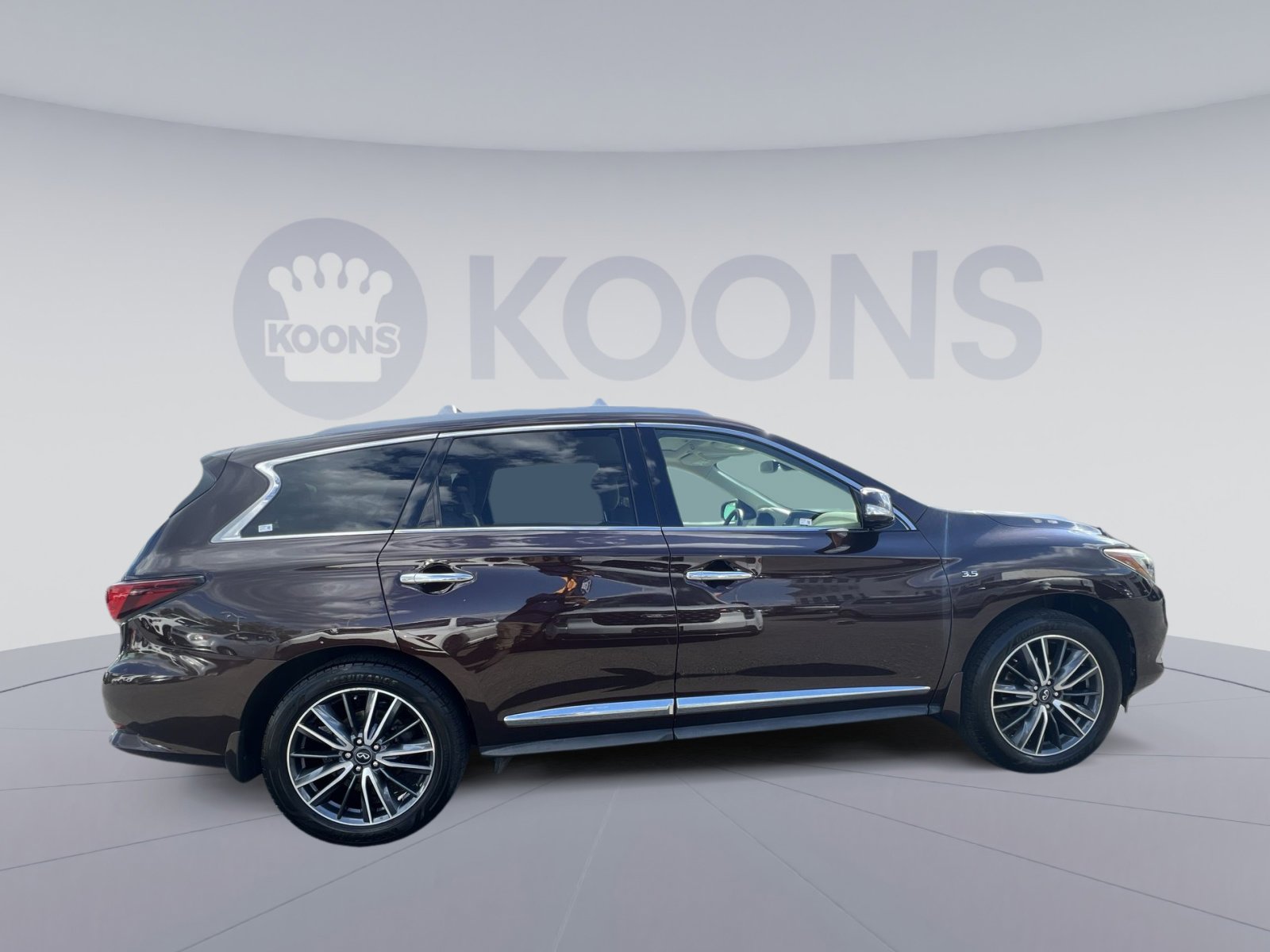 Used 2020 INFINITI QX60 Luxe w/ Sensory Package FWD image 12
