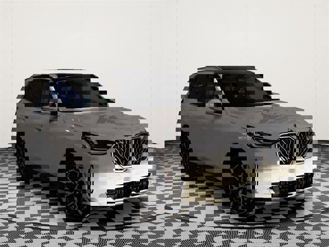 Used 2025 BMW X3 xDrive30i w/ Convenience Package image 1