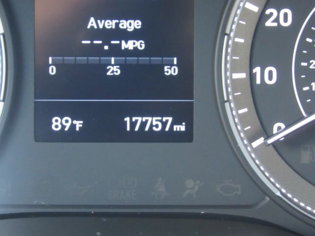 Used 2022 Hyundai Venue SEL FWD image 37