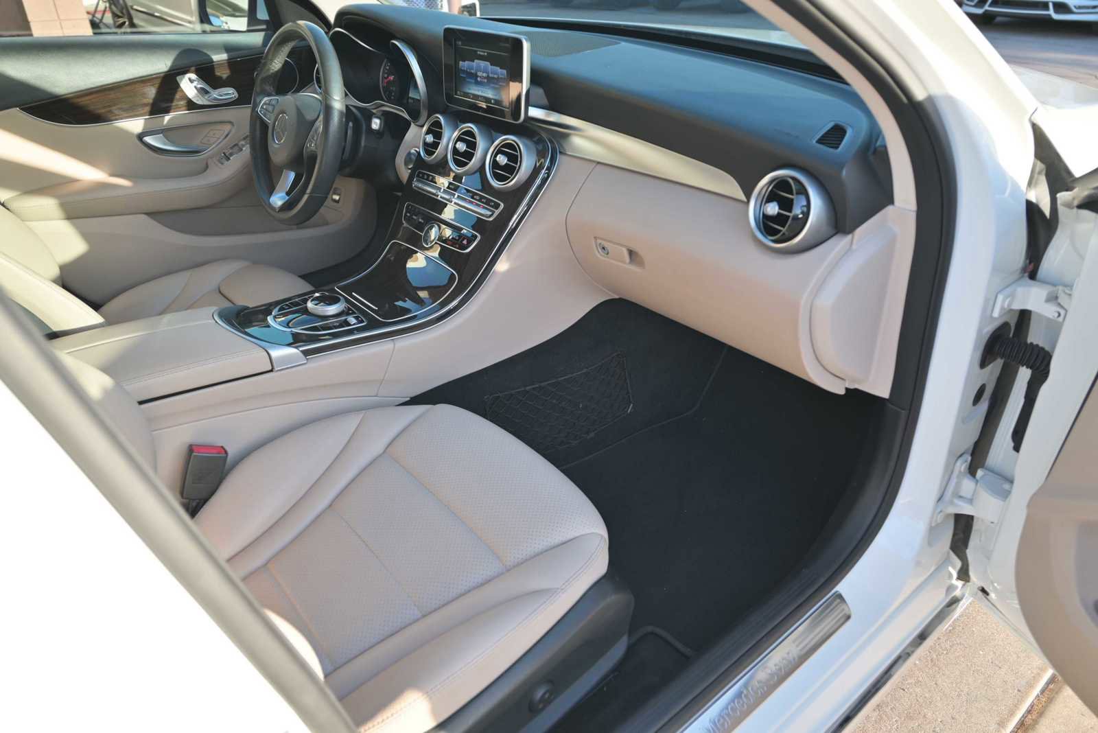 Used 2017 Mercedes-Benz C 300 Sedan image 16