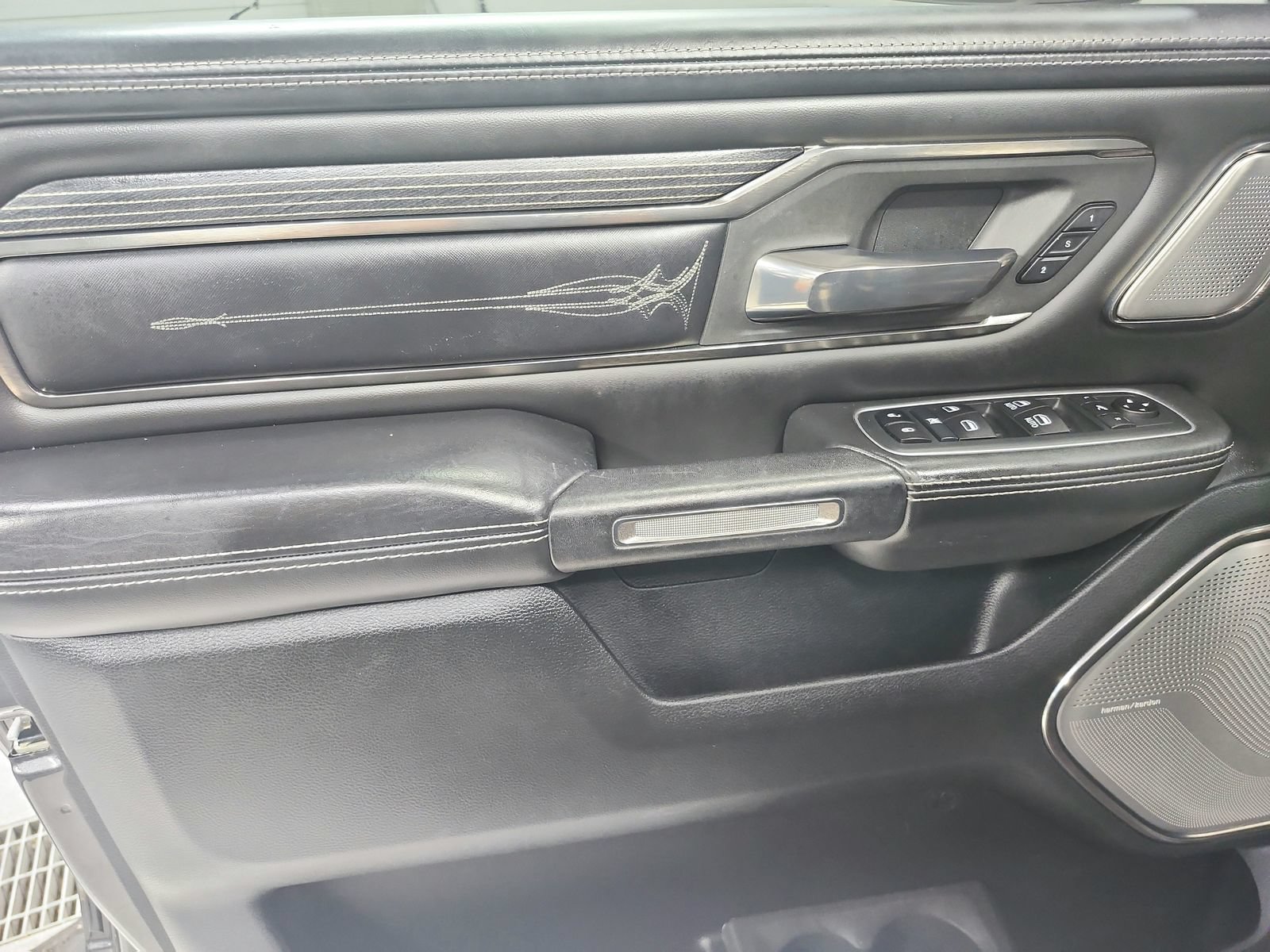 Used 2020 RAM 1500 Limited RWD image 39