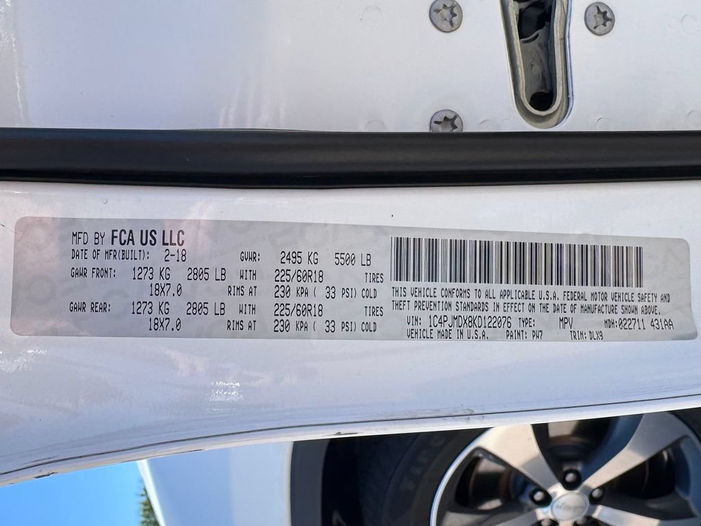 Used 2019 Jeep Cherokee Limited AWD/4WD image 12