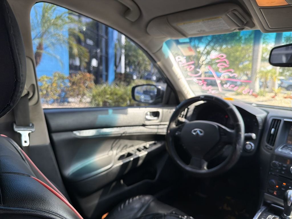 Used 2013 INFINITI G37 Journey RWD image 17