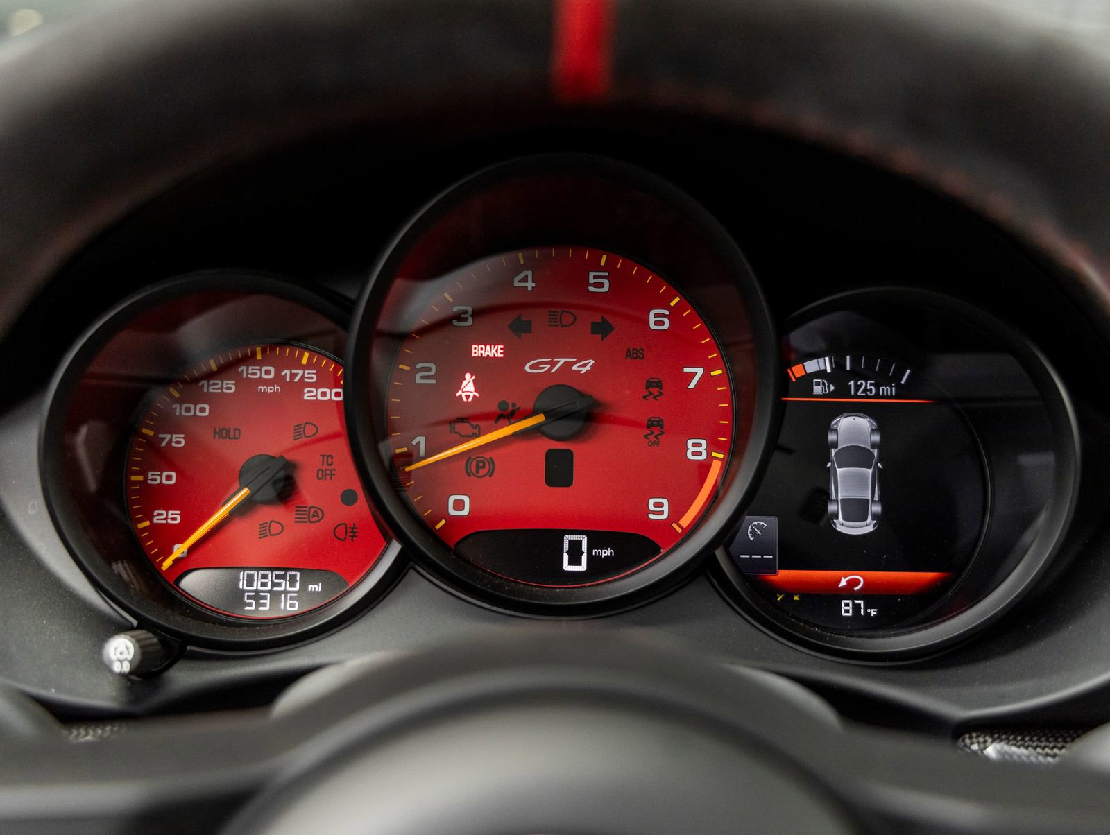 Used 2020 Porsche 718 Cayman GT4 RWD image 37