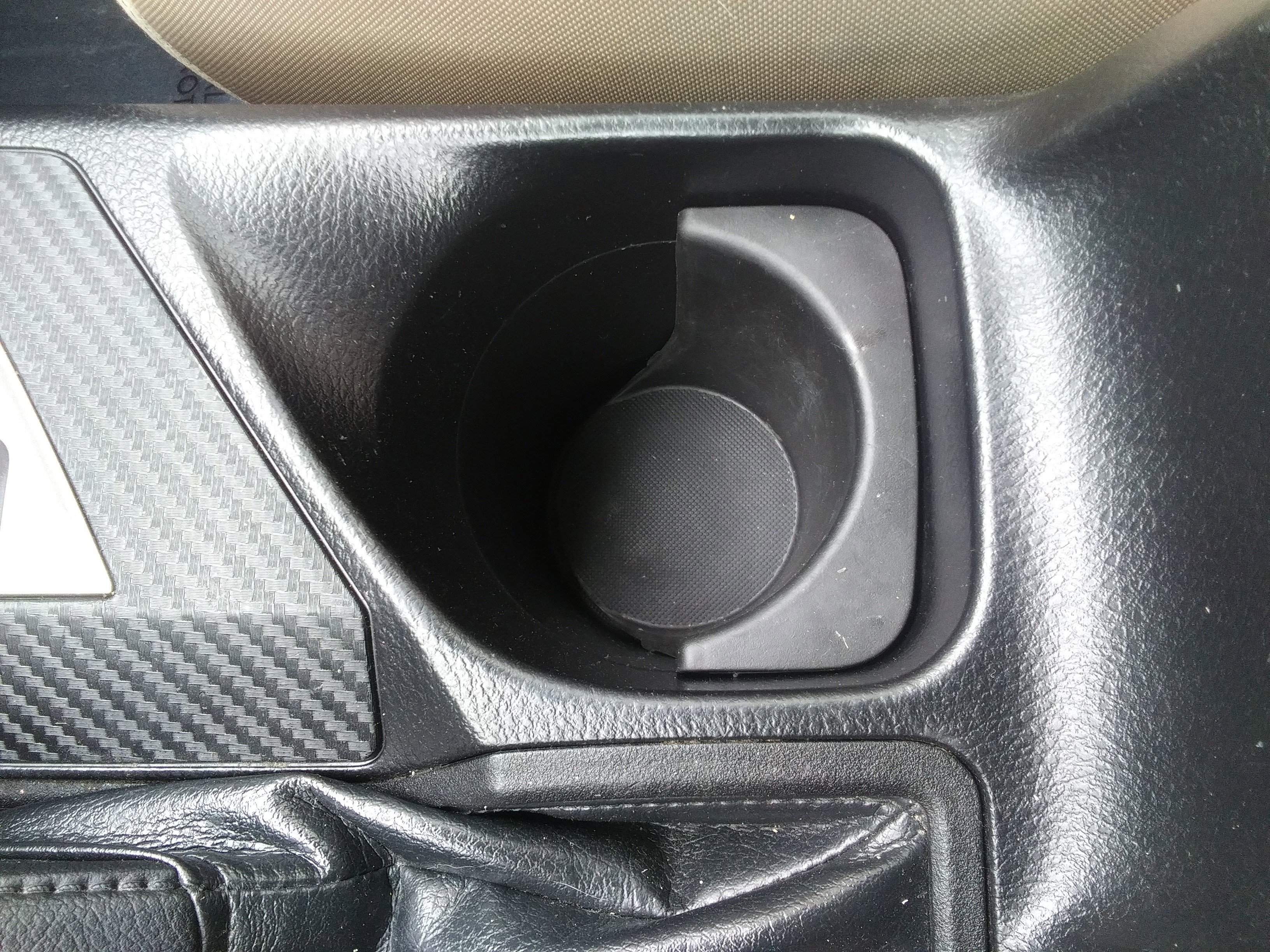 Used 2015 Toyota RAV4 XLE image 17