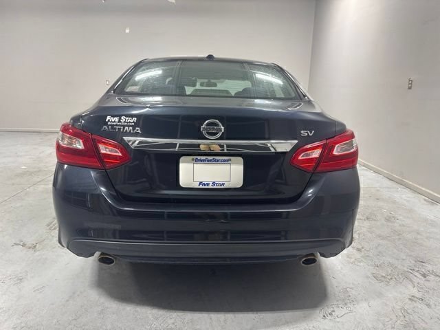 Used 2017 Nissan Altima 2.5 SV FWD image 7