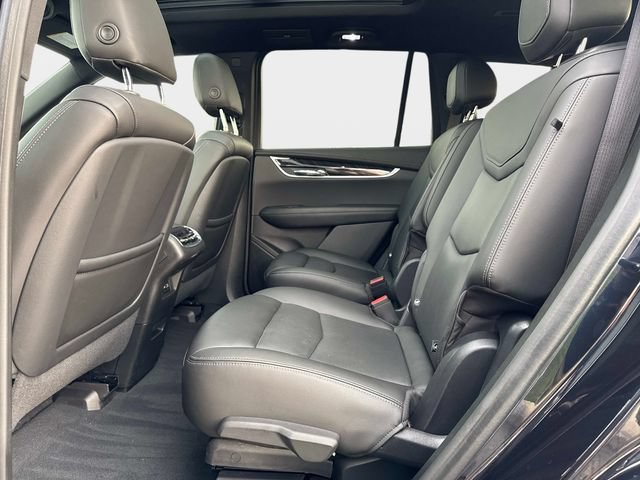 Used 2022 Cadillac XT6 Premium Luxury FWD image 13