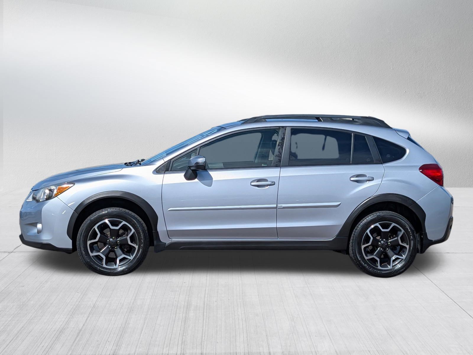 Used 2015 Subaru Crosstrek 2.0i Limited AWD/4WD image 2