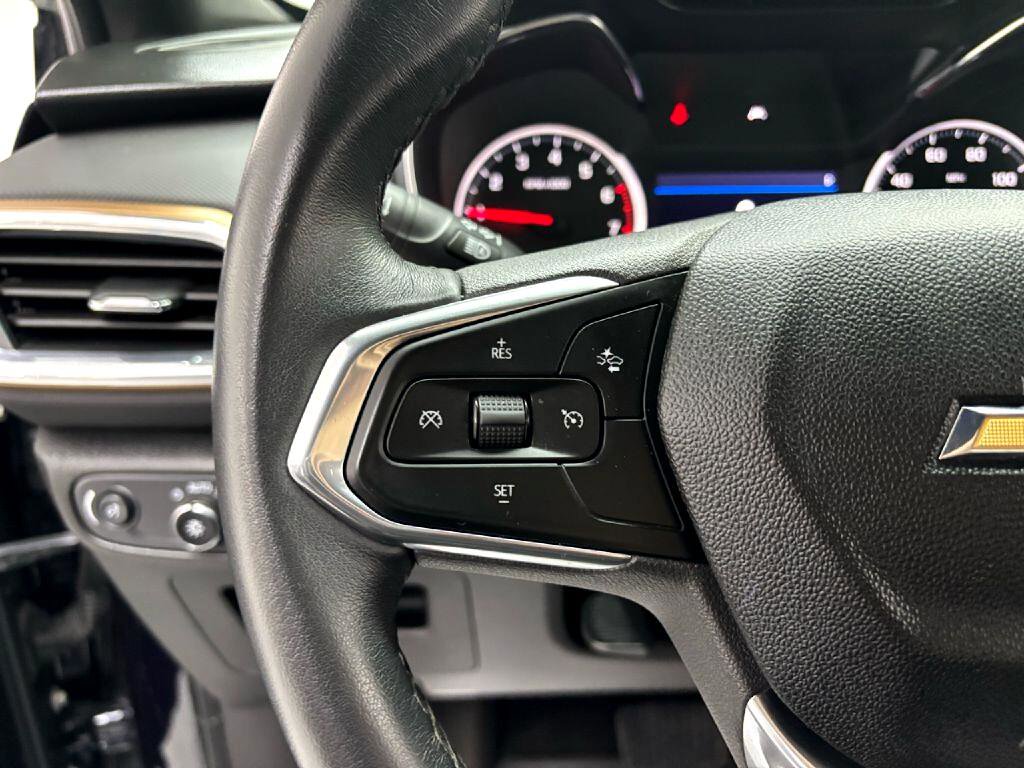 Used 2021 Chevrolet TrailBlazer ACTIV w/ Sun and Liftgate Package image 15