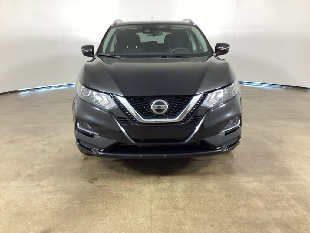 Used 2020 Nissan Rogue Sport SV FWD image 3