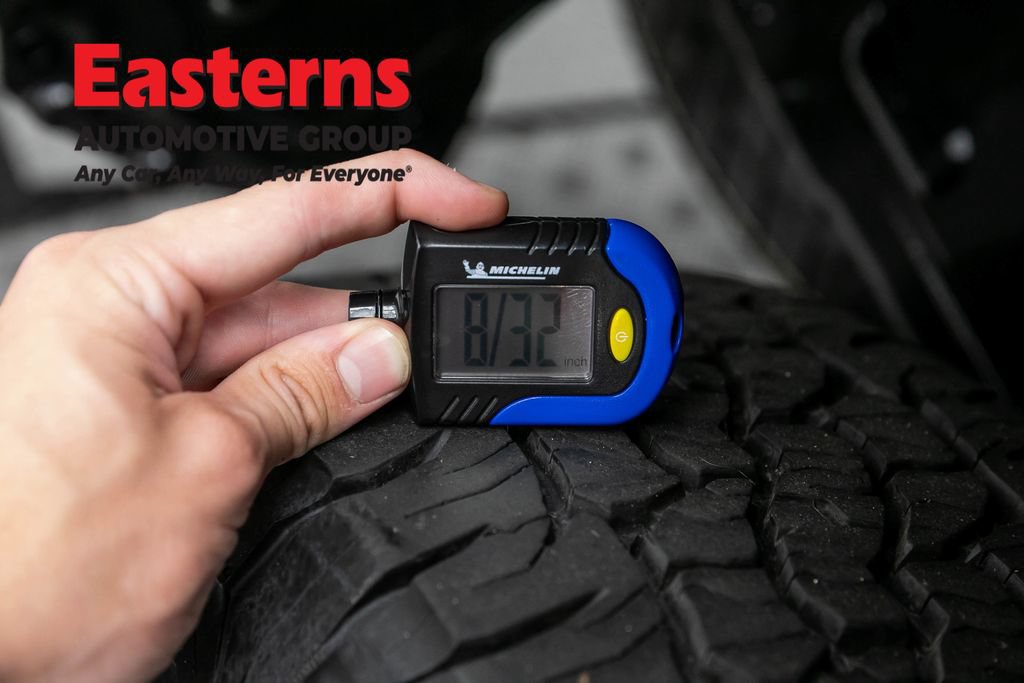 Used 2025 Toyota Tacoma TRD Off-Road AWD/4WD image 89