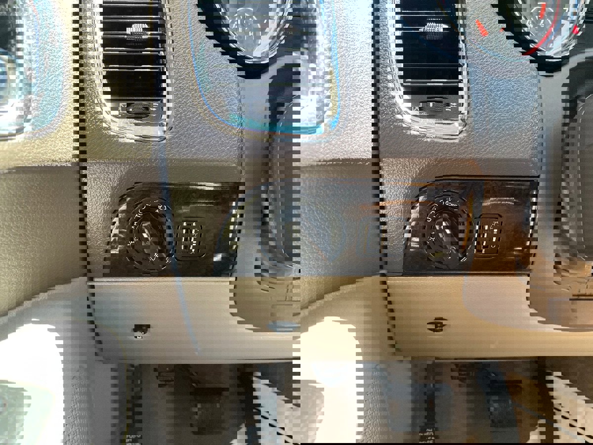 Used 2011 Dodge Durango Crew AWD/4WD image 21