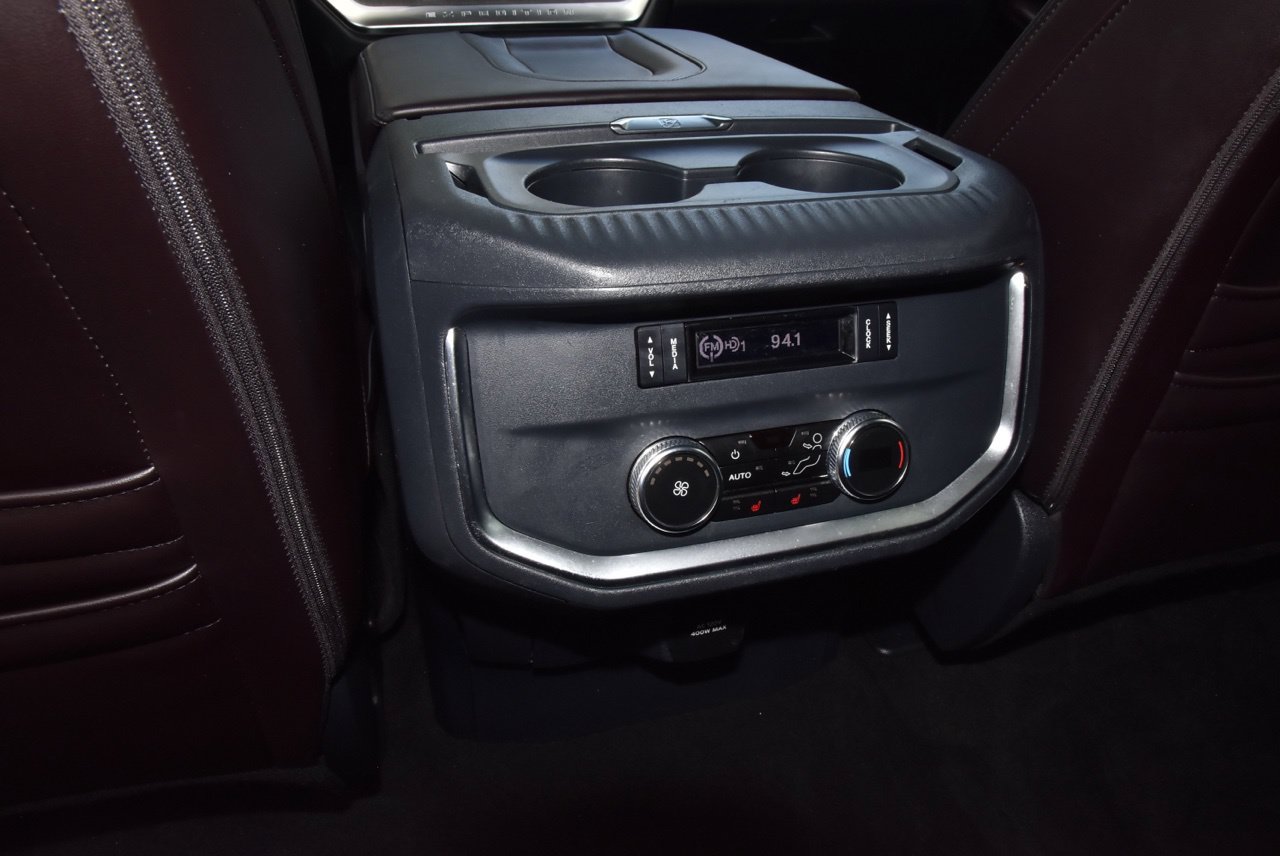Used 2025 Ford Expedition Max Platinum w/ Platinum Ultimate Package AWD/4WD image 19