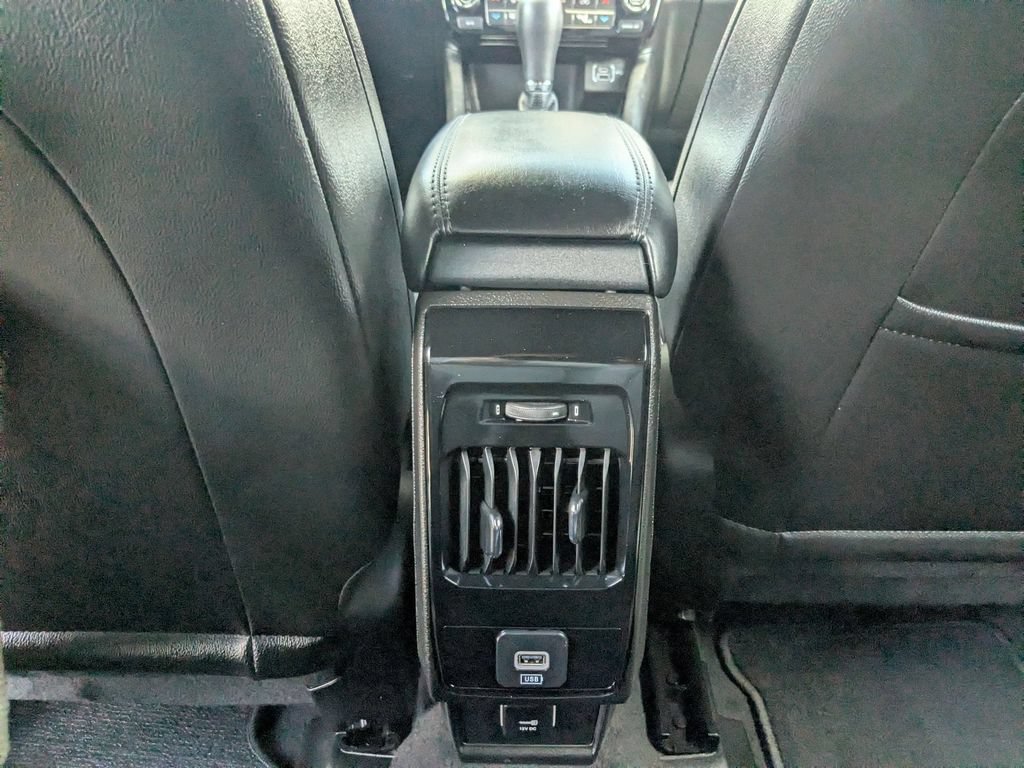 Used 2025 Jeep Compass Limited AWD/4WD image 24