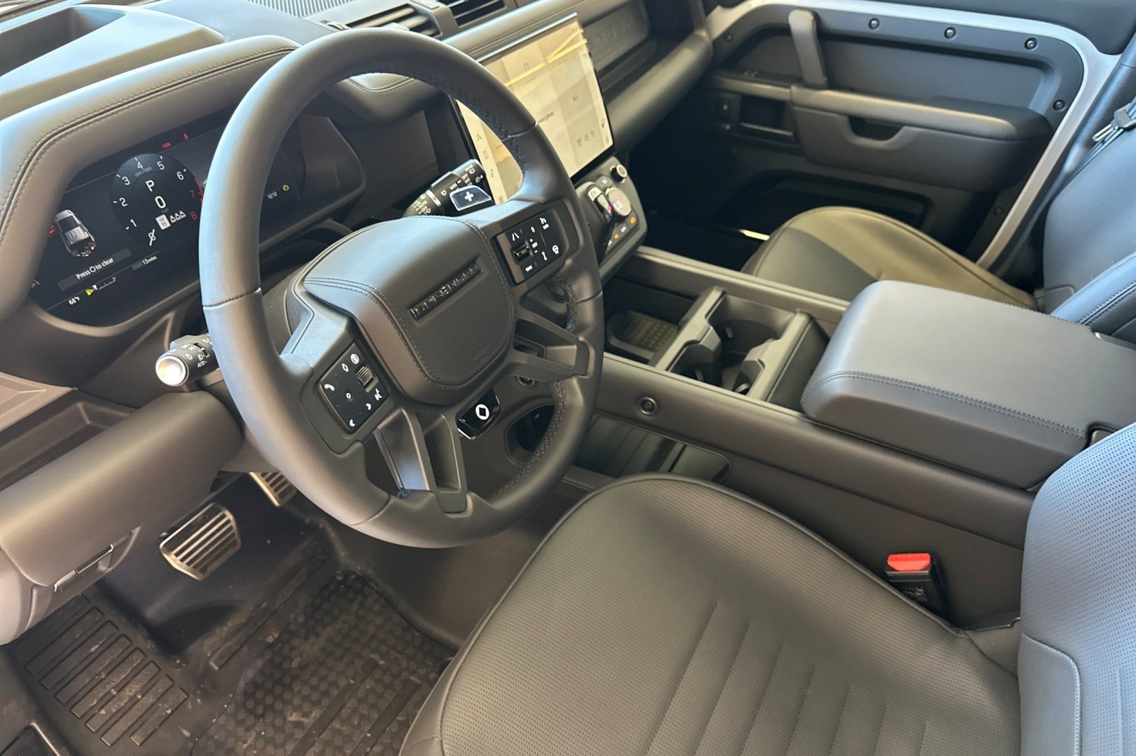 New 2026 Land Rover Defender 110 OCTA AWD/4WD image 4