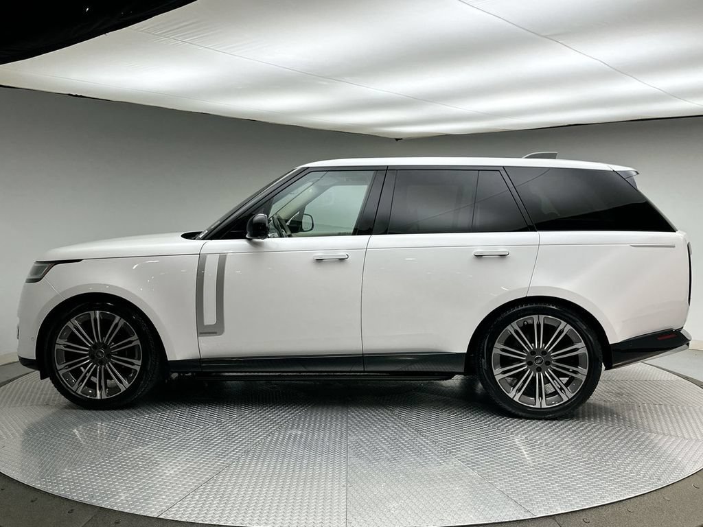 Certified 2023 Land Rover Range Rover Autobiography AWD/4WD image 10