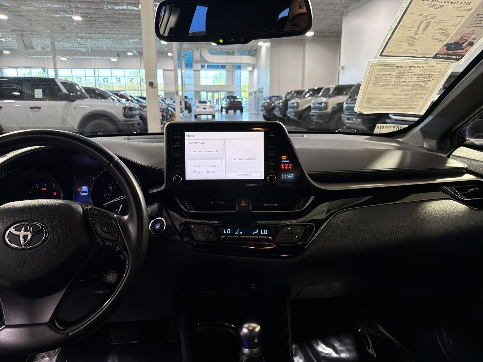 Used 2019 Toyota C-HR XLE image 19