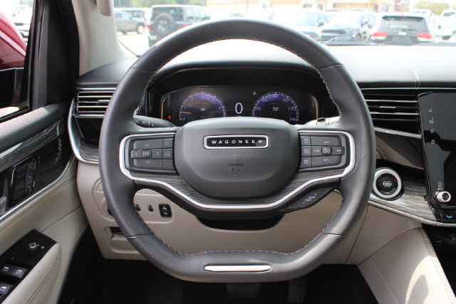 Used 2022 Jeep Wagoneer Series III w/ Premium Group I AWD/4WD image 20
