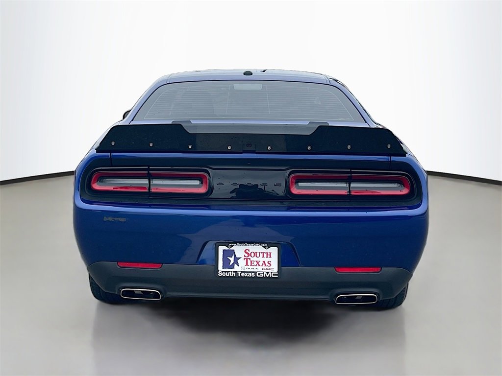 Used 2022 Dodge Challenger SXT w/ Blacktop Package image 6