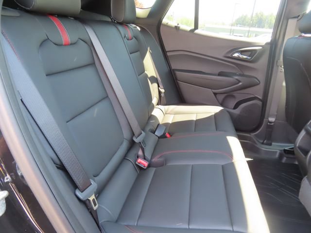 Used 2026 Chevrolet Trax RS w/ Sunroof Package FWD image 39